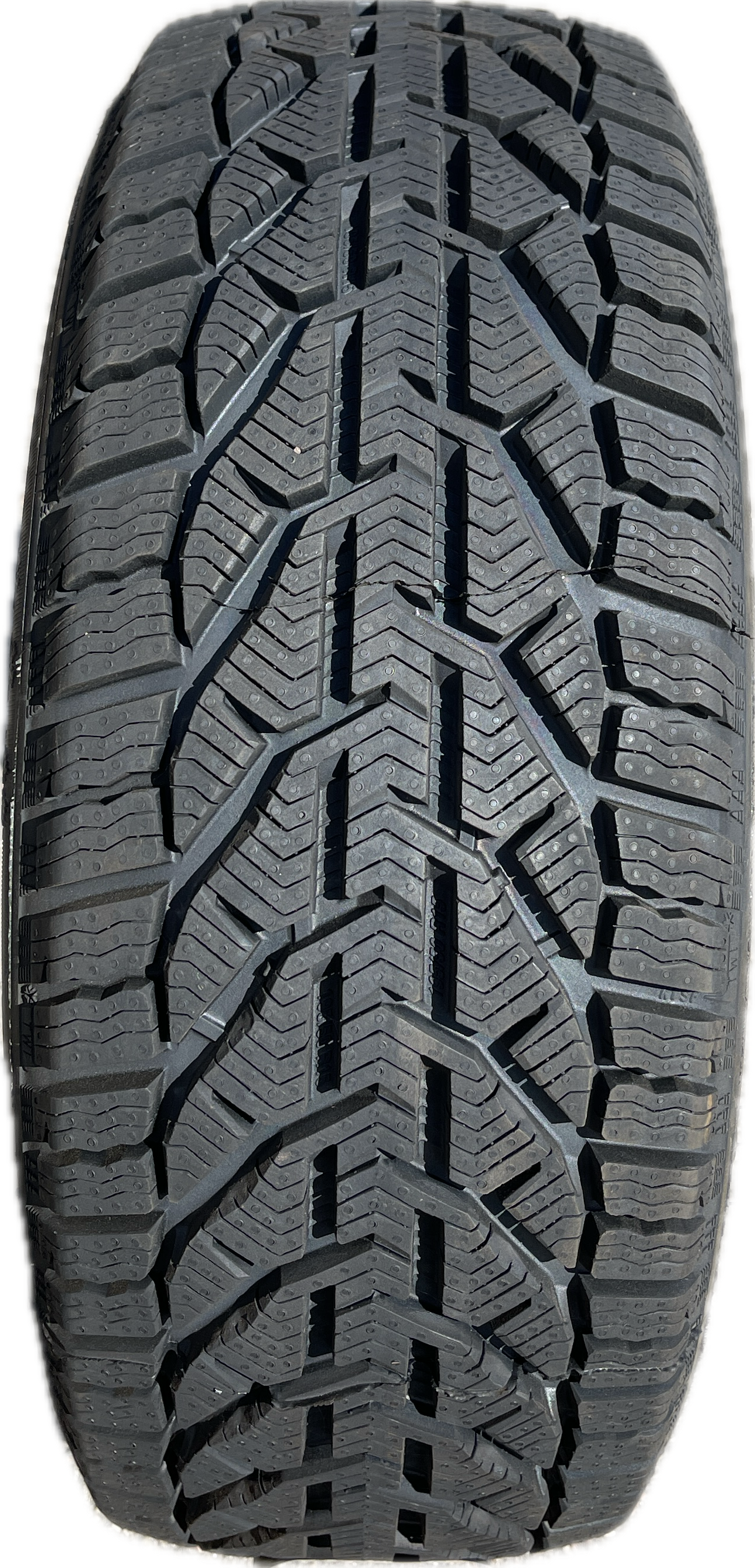 TAURUS Winter 215/55R18 99V