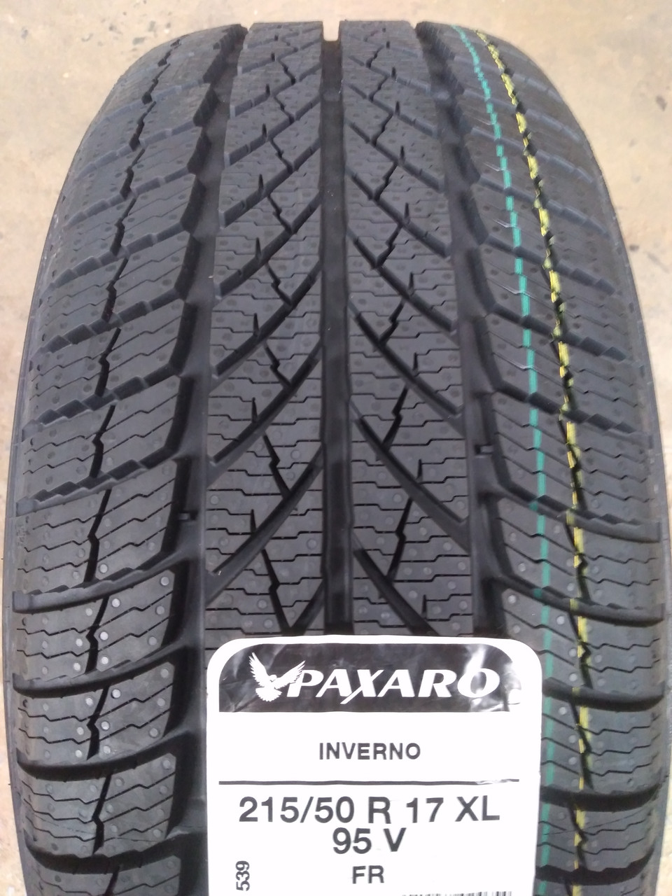 PAXARO INVERNO SUV 225/60R17 103H