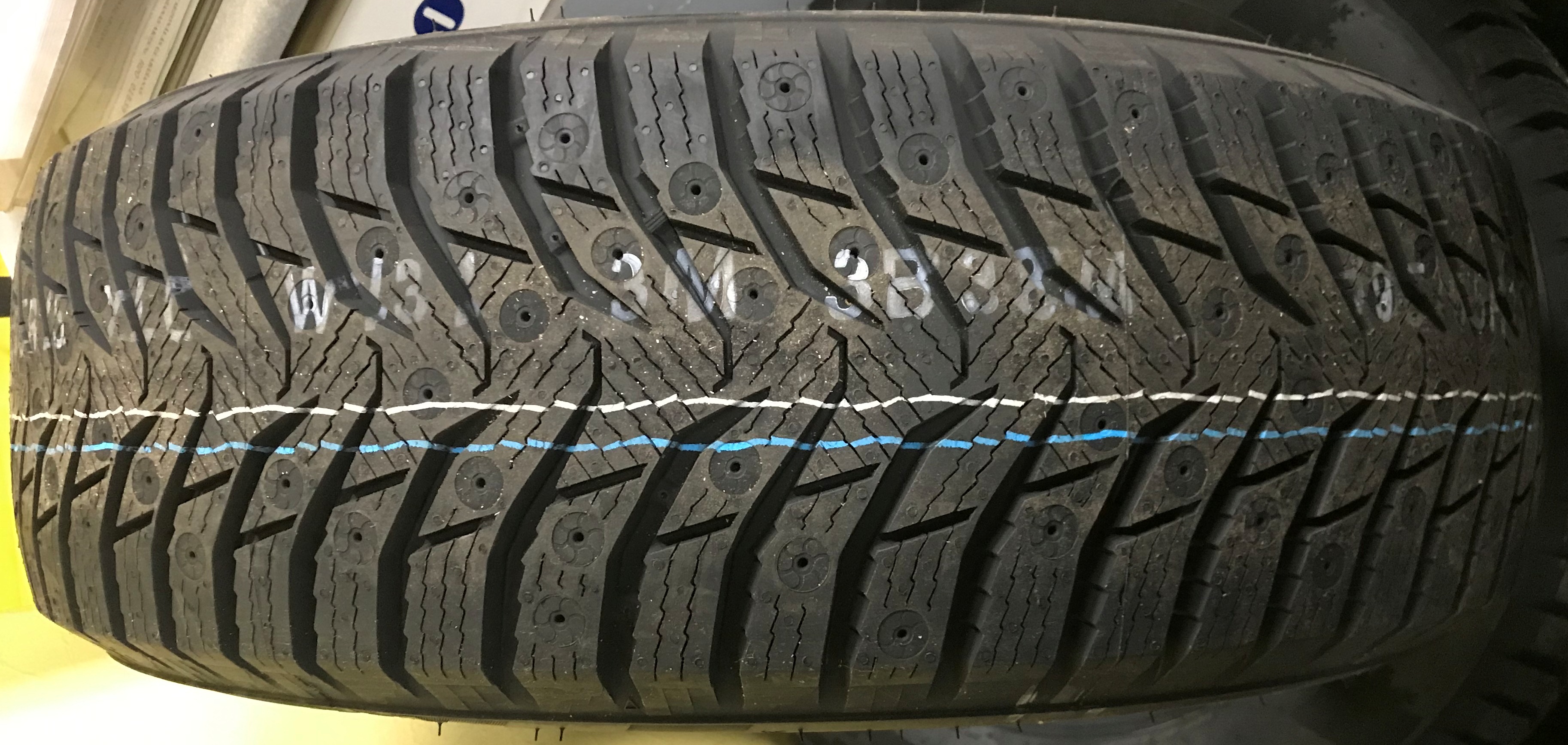 MARSHAL WS31* 275/40R20 106T