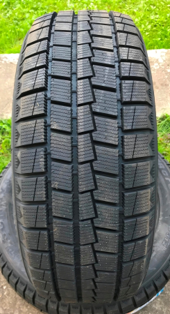 SUNNY SW312 235/40R19 92H